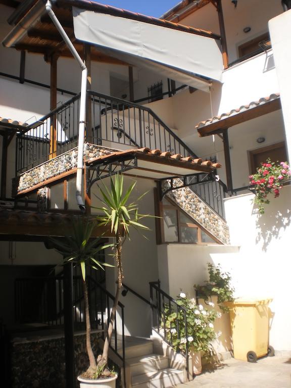 Apartament Zavrakli Ajia Paraskiewi Zewnętrze zdjęcie