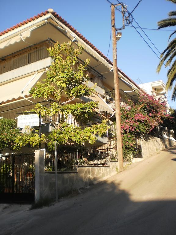 Apartament Zavrakli Ajia Paraskiewi Zewnętrze zdjęcie
